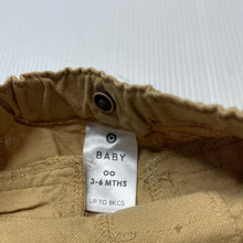 Load image into Gallery viewer, Boys Target, lightweight cotton shorts, adjustable, GUC, size 00,  