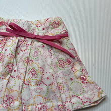 Load image into Gallery viewer, Girls Guess Jeans, lightweight cotton skirt, elasticated, EUC, size 6 months,  