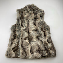 Load image into Gallery viewer, Girls Target, lined faux fur vest, single button fasten, GUC, size 7,  