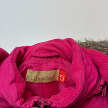 Load image into Gallery viewer, Girls Lily &amp; Dan, pink vest / sleeveless jacket, detachable hood, GUC, size 5,  