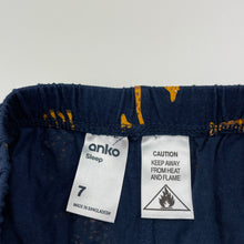 Load image into Gallery viewer, Unisex Anko, navy cotton pyjama shorts, giraffes, EUC, size 7,  
