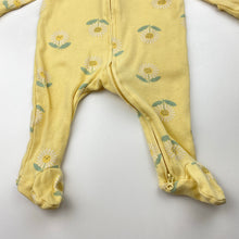 Load image into Gallery viewer, Girls Baby Berry, floral cotton zip coverall / romper, FUC, size 000,  
