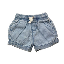 Load image into Gallery viewer, Girls Dymples, blue chambray cotton shorts, elasticated, FUC, size 000,  