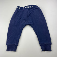 Load image into Gallery viewer, Unisex Bonds, navy fleece lined track pants, elasticated, FUC, size 0,  