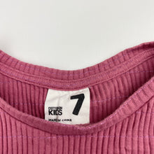 Load image into Gallery viewer, Girls Cotton On, ribbed metallic stripe tee / top, GUC, size 7,  