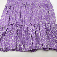 Load image into Gallery viewer, Girls lovepop, floral stretchy skirt, elasticated, L: 50cm, W: 27cm across unstretched, EUC, size 8-10,  
