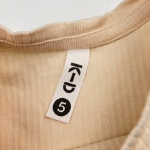 Load image into Gallery viewer, Girls KID, ribbed organic cotton blend long sleeve top, EUC, size 5,  