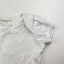 Load image into Gallery viewer, Girls Baby Berry, organic pointelle cotton bodysuit / romper, EUC, size 0000,  