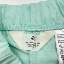 Load image into Gallery viewer, Boys H&amp;M, lightweight cotton shorts, elasticated, EUC, size 4,  