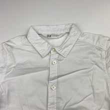 Load image into Gallery viewer, Boys H&amp;M, white cotton short sleeve shirt, EUC, size 5,  