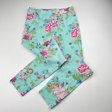 Load image into Gallery viewer, Girls Milky, stretchy floral pyjama top &amp; bottoms, light marks, FUC, size 7,  