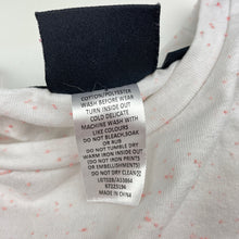 Load image into Gallery viewer, Girls Lonsdale, long sleeve tee / top, marks on cuffs, FUC, size 4,  