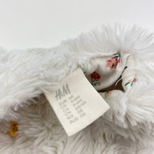 Load image into Gallery viewer, Girls H&amp;M, lined faux fur vest, EUC, size 00,  