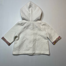 Load image into Gallery viewer, Girls May Gibbs, organic cotton blend lightweight quilted jacket, EUC, size 000,  