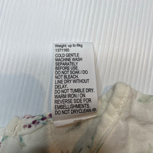 Load image into Gallery viewer, Girls Baby Baby, lightweight floral cotton dress, EUC, size 000, L: 30cm