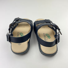Load image into Gallery viewer, Shoes Seven Steps Kids, navy leather sandals, EUC, size 6,  