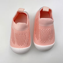 Load image into Gallery viewer, Shoes pink, fabric mesh lightweight shoes, EUC, size 5,  