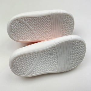 Shoes pink, fabric mesh lightweight shoes, EUC, size 5,  