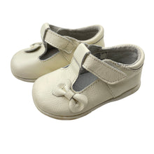 Load image into Gallery viewer, Shoes Lily &amp; Dan, leather T-bar shoes, FUC, size 4,  