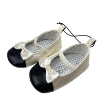 Load image into Gallery viewer, Shoes Candy Baby, lightweight baby girl shoes, EUC, size 2,  
