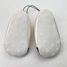 Load image into Gallery viewer, Shoes Candy Baby, lightweight baby girl shoes, EUC, size 2,  