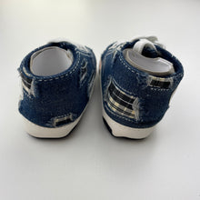 Load image into Gallery viewer, Shoes blue, lightweight baby shoes, EUC, size 1,  
