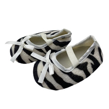 Load image into Gallery viewer, Shoes lightweight, zebra print baby shoes, EUC, size 1,  