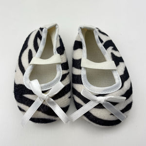 Shoes lightweight, zebra print baby shoes, EUC, size 1,  