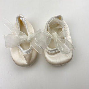Shoes cream, lightweight shoes, GUC, size 0,  