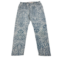 Load image into Gallery viewer, Girls Gum, cropped stretchy leggings, Inside leg: 44cm, FUC, size 8,  