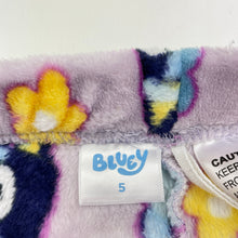 Load image into Gallery viewer, Girls Bluey, soft fleece pyjama pants / bottoms, FUC, size 5,  