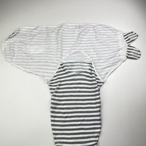 Unisex Gllquen baby, striped cotton swaddle wrap, EUC, size 0000,  