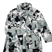 Load image into Gallery viewer, Boys RYLOR, fleece dressing gown / bath robe, skulls, GUC, size 8,  