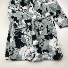 Load image into Gallery viewer, Boys RYLOR, fleece dressing gown / bath robe, skulls, GUC, size 8,  