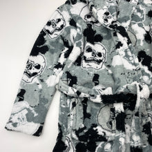 Load image into Gallery viewer, Boys RYLOR, fleece dressing gown / bath robe, skulls, GUC, size 8,  