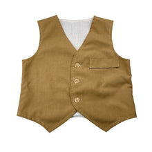 Load image into Gallery viewer, Boys lightweight, waistcoat / vest, no labels, armpit to armpit: 31cm, EUC, size 4-5,  