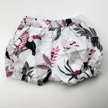 Load image into Gallery viewer, Girls Country Road, cotton shorts, elasticated, FUC, size 00,  