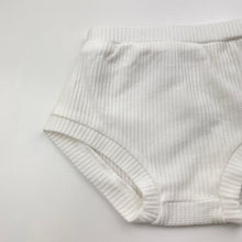Load image into Gallery viewer, Girls Foshan, white nappy cover / bloomers, EUC, size 00,  