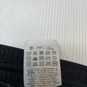Boys KIPSTA, black sports / activewear shorts, elasticated, EUC, size 5-6,  