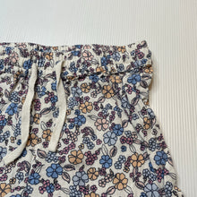 Load image into Gallery viewer, Girls Target, floral linen/viscose shorts, elasticated, EUC, size 3,  
