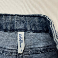 Load image into Gallery viewer, Girls 1964 Denim Co, stretch denim jean shorts, adjustable, GUC, size 5,  