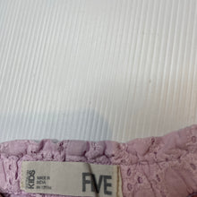 Load image into Gallery viewer, Girls Cotton On, cotton lined broderie shorts, elasticated, GUC, size 5,  
