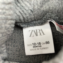 Load image into Gallery viewer, Girls Zara, grey winter dress, small catches, FUC, size 1, L: 43cm