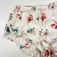 Load image into Gallery viewer, Girls Petite Papinelle, lightweight cotton pyjama shorts, GUC, size 4-5,  
