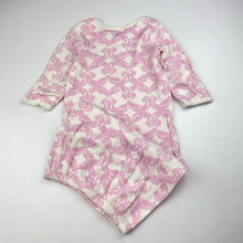 Load image into Gallery viewer, Girls TOUCHED BY NATURE, soft feel organic cotton sleepsack, EUC, size 000-00,  
