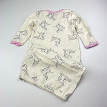 Load image into Gallery viewer, Girls TOUCHED BY NATURE, soft organic cotton sleepsack, EUC, size 000-00,  
