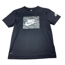 Load image into Gallery viewer, Boys Nike, Dri-Fit sports / activewear top, GUC, size 6-7,  
