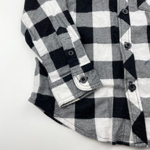 Load image into Gallery viewer, Boys Anko, flannel cotton long sleeve shirt, EUC, size 4,  