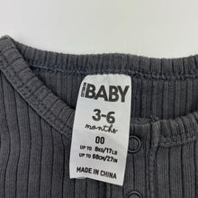 Load image into Gallery viewer, Boys Cotton On, grey ribbed cotton bodysuit / romper, GUC, size 00,  