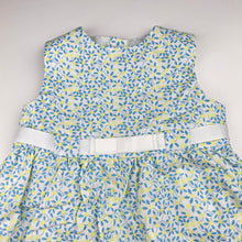 Load image into Gallery viewer, Girls EPK, lined floral cotton party dress, EUC, size 3, L: 49cm